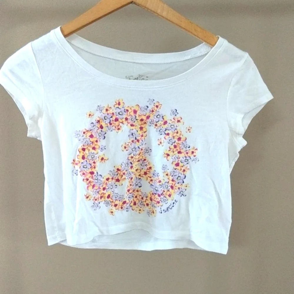 Justice Sz 12 White Peace Floral Top